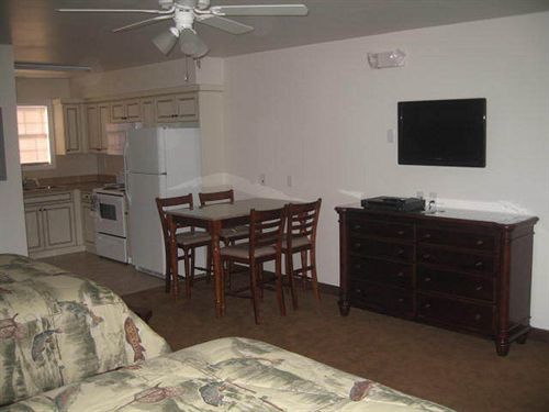 Shore Stay Suites Cape Charles Zimmer foto