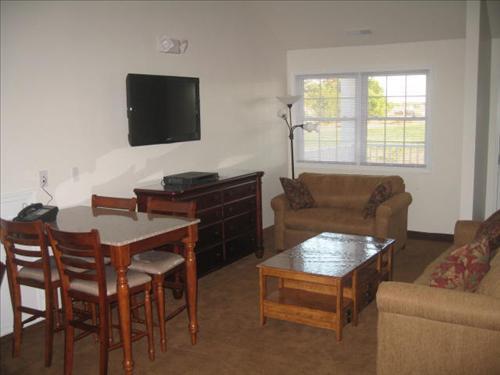 Shore Stay Suites Cape Charles Zimmer foto